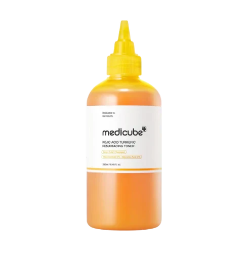 טונר להבהרה וחידוש העור חומצה קוג'ית, כורכום וניאצינאמיד